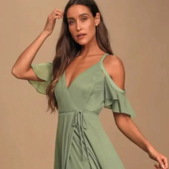 NWT Easy Listening Sage Green Cold-Shoulder Wrap Maxi Dress M FLAW - Picture 1 of 12